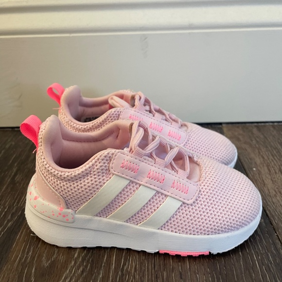 Adidas pink toddler C7 - Picture 3 of 4